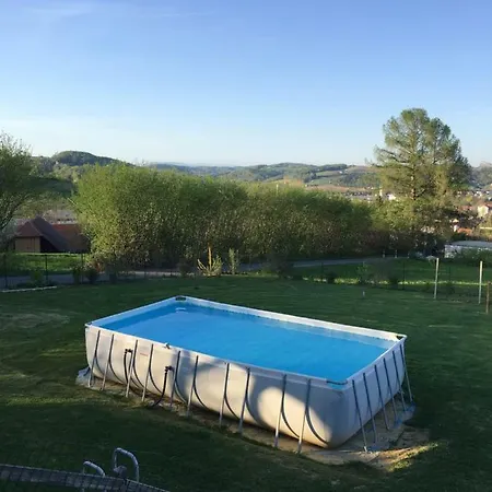 200m² Ferienhaus Im Steirischen Thermenland Dom wakacyjny Feldbach (Styria)