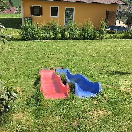 Dom wakacyjny 200m² Ferienhaus Im Steirischen Thermenland *