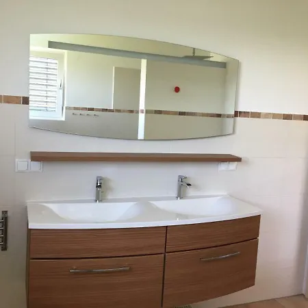 Dom wakacyjny 200m² Ferienhaus Im Steirischen Thermenland